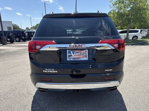 Used 2019 GMC Acadia Denali w/ Technology Package AWD/4WD image 6
