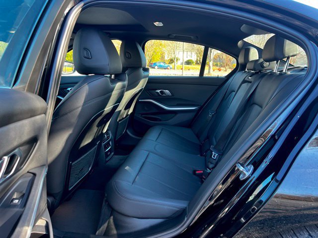 Used 2021 BMW 330i Sedan w/ Convenience Package RWD image 18