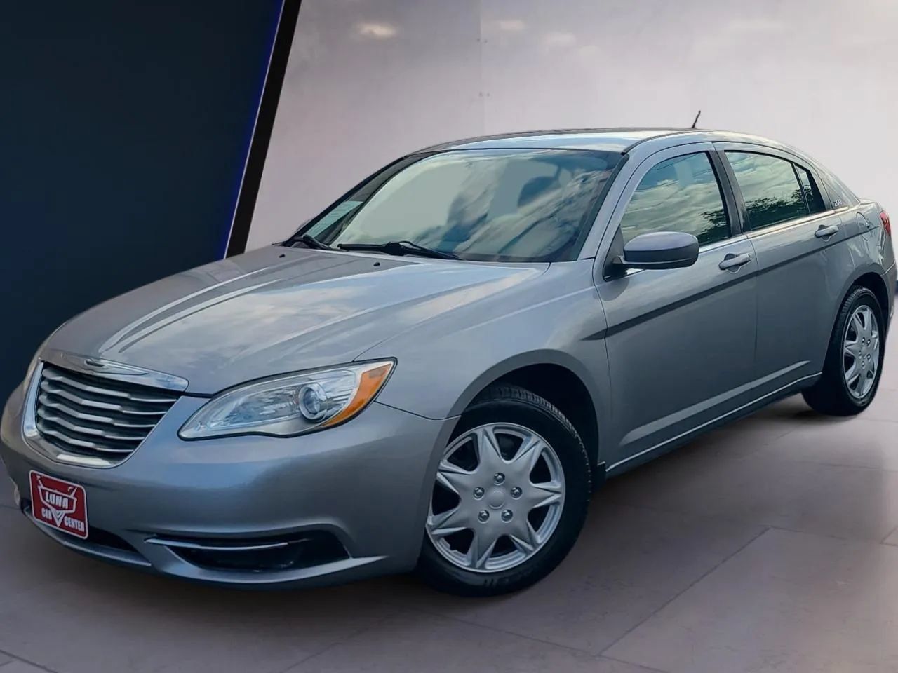 Used 2014 Chrysler 200 LX FWD image 1