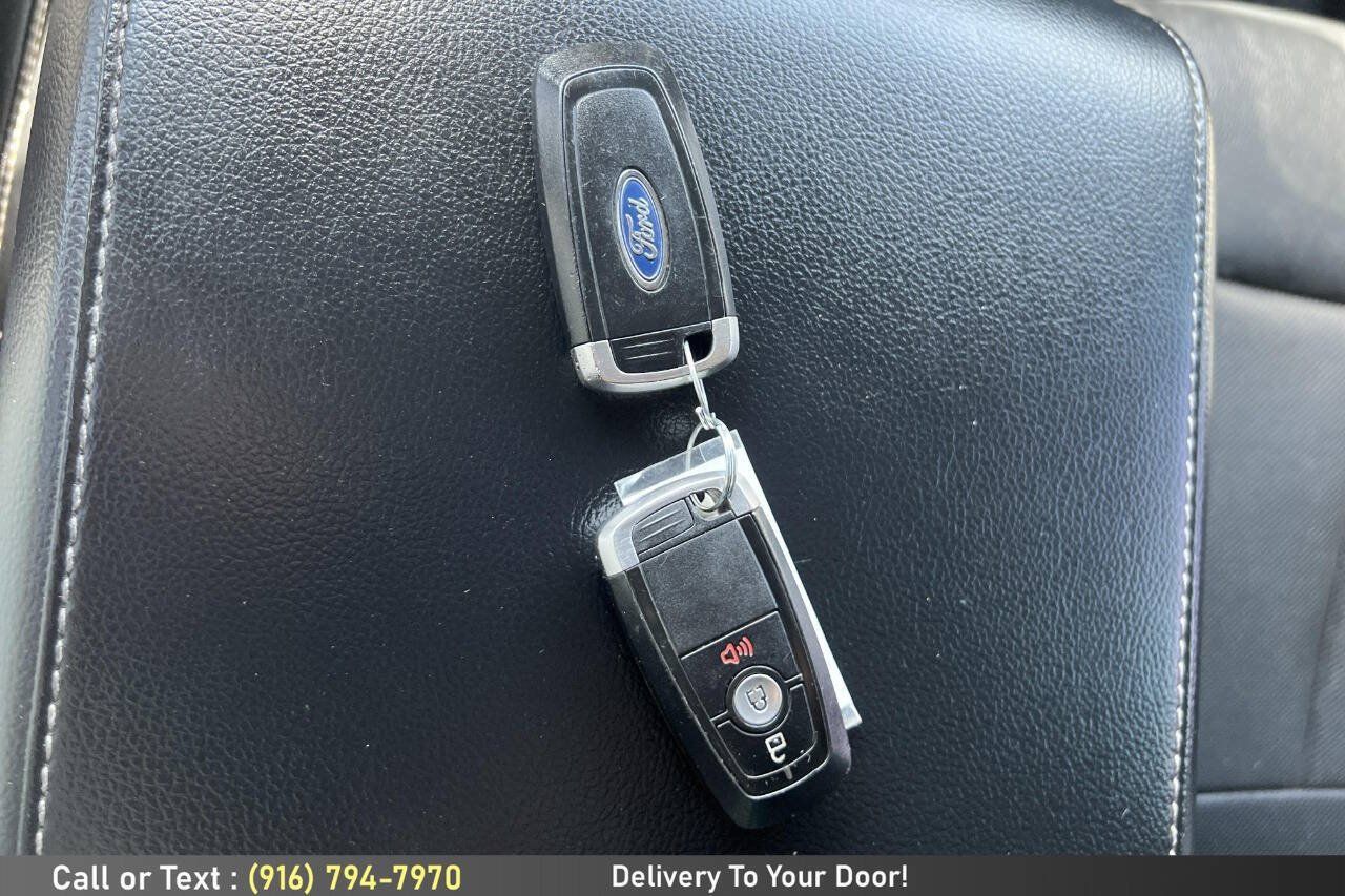 Used 2019 Ford F150 Lariat w/ Trailer Tow Package AWD/4WD image 17