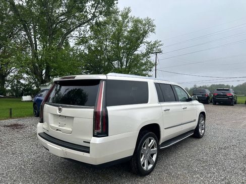 Used 2015 Cadillac Escalade ESV Luxury AWD/4WD image 5