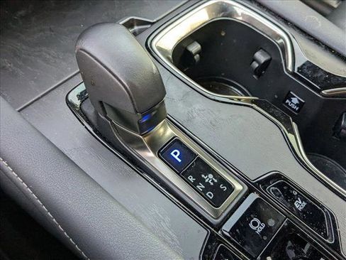 Used 2025 Lexus RX 350 w/ Convenience Package image 12