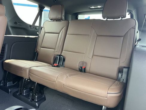 New 2025 Chevrolet Suburban High Country w/ Sun And Tow Package image 20
