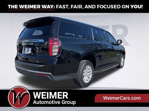 Used 2022 Chevrolet Suburban LT AWD/4WD image 5