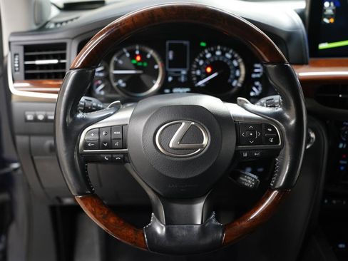 Used 2016 Lexus LX 570 4WD 4dr w/ Luxury Package image 11