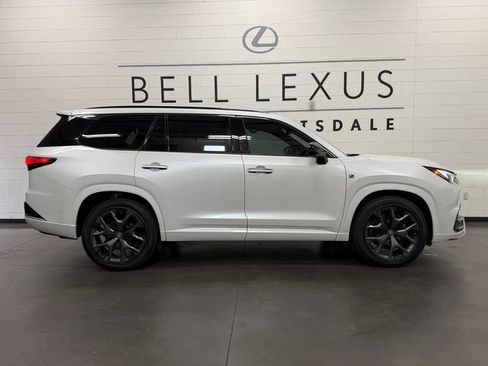 New 2026 Lexus TX 500h AWD image 3
