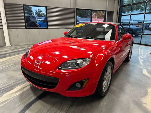 Used 2012 MAZDA MX-5 Miata Sport w/ Convenience Pkg RWD image 3