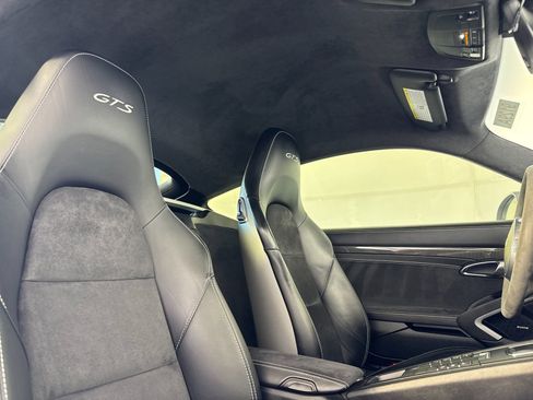 Certified 2016 Porsche Cayman GTS image 15