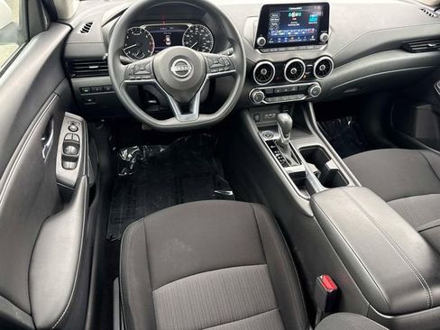 Certified 2025 Nissan Sentra SV FWD image 7