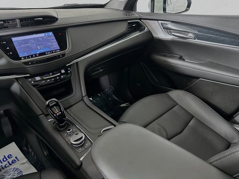 Used 2024 Cadillac XT5 Premium Luxury w/ Technology Package image 24