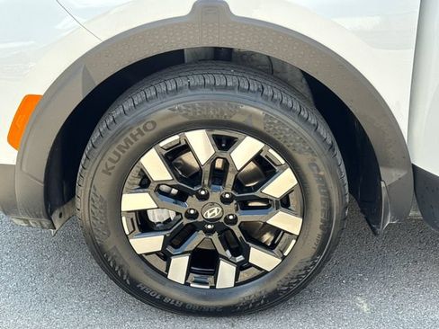 Used 2025 Hyundai Santa Cruz SEL AWD/4WD image 23