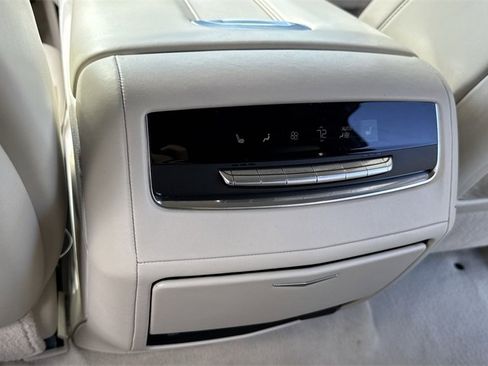 Used 2021 Cadillac Escalade Sport Platinum w/ Heavy-Duty Trailer Package image 38