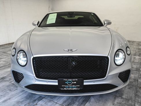 Used 2022 Bentley Continental GT image 2