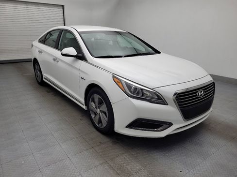 Used 2017 Hyundai Sonata Plug-In Hybrid image 11