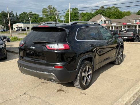 Used 2021 Jeep Cherokee Limited image 6