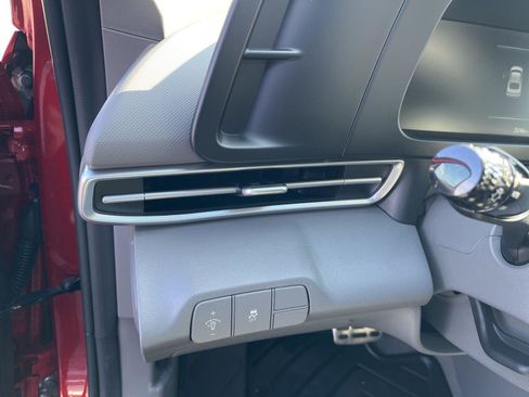 New 2025 Hyundai Elantra Sport image 26