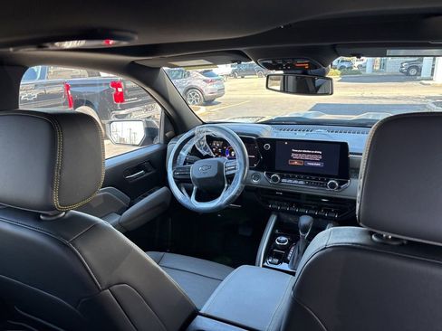 New 2026 Chevrolet Colorado ZR2 w/ Technology Package image 18