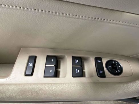 Used 2016 Hyundai Sonata Limited w/ Option Group 02 image 15