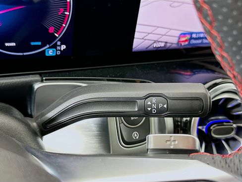 New 2026 Mercedes-Benz GLB 250 image 18