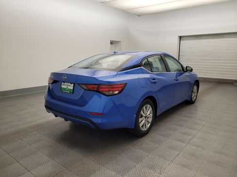 Used 2025 Nissan Sentra SV w/ All-Weather Package image 9