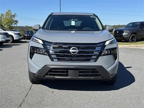 New 2026 Nissan Rogue SV image 2