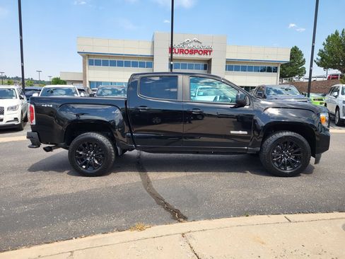 Used 2022 GMC Canyon Elevation w/ Elevation Premium Package AWD/4WD image 3