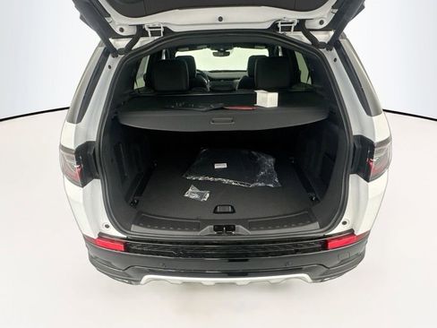 New 2026 Land Rover Discovery Sport Landmark AWD/4WD image 26