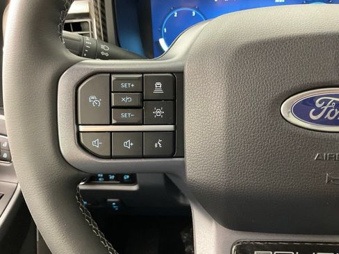New 2026 Ford F250 Lariat w/ Black Appearance Package AWD/4WD image 24
