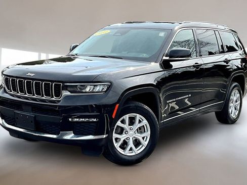 Used 2023 Jeep Grand Cherokee L Limited AWD/4WD image 3