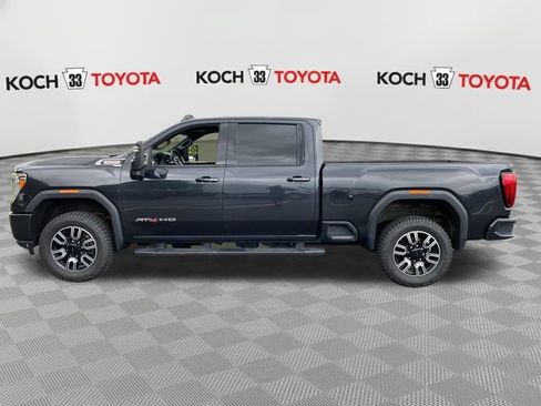 Used 2020 GMC Sierra 2500 AT4 w/ AT4 Premium Package AWD/4WD image 4