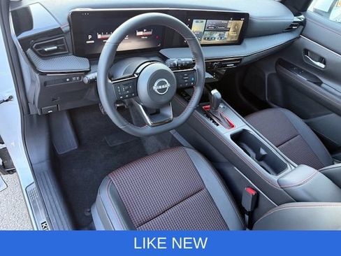 Used 2025 Nissan Kicks SR AWD/4WD image 11