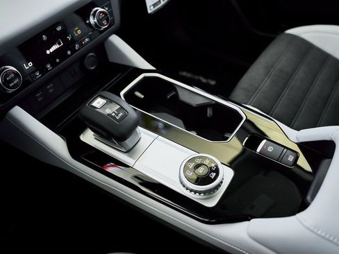 New 2026 Mitsubishi Outlander SE AWD/4WD image 44