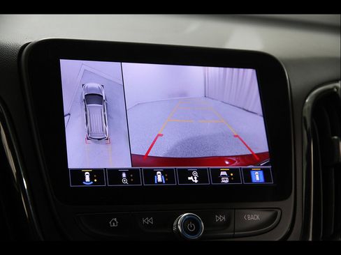 Certified 2022 Chevrolet Equinox RS w/ Infotainment Package FWD image 13