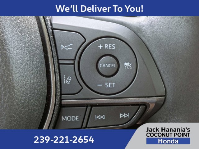 Used 2023 Toyota Camry SE w/ Cold Weather Package FWD image 26