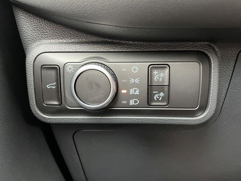 New 2026 Ford Explorer Active RWD image 31