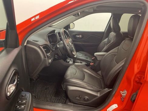 Used 2021 Jeep Cherokee Trailhawk w/ Sun, Sound & Nav Group image 9