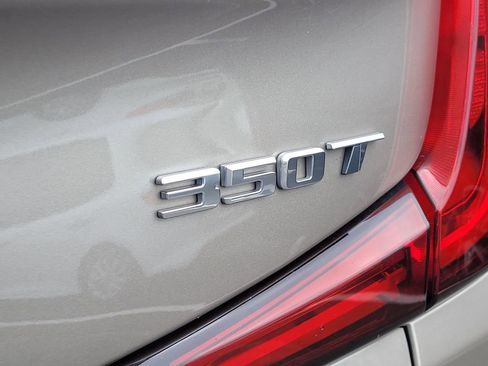 Used 2022 Cadillac XT4 Luxury image 7