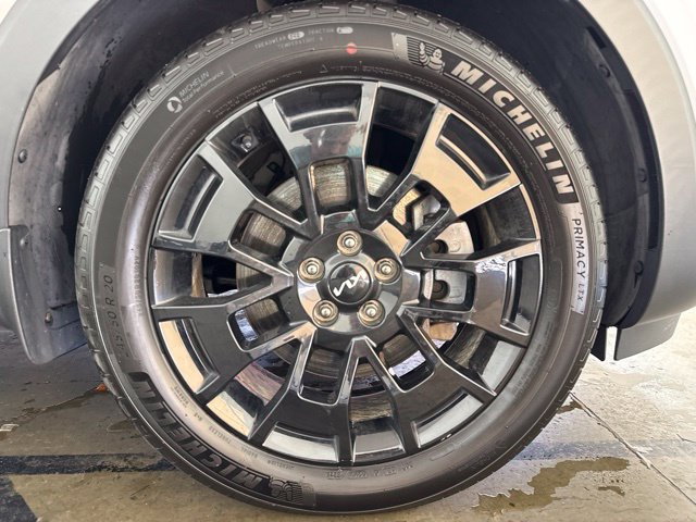 Used 2022 Kia Telluride SX w/ Nightfall Edition Package AWD/4WD image 12