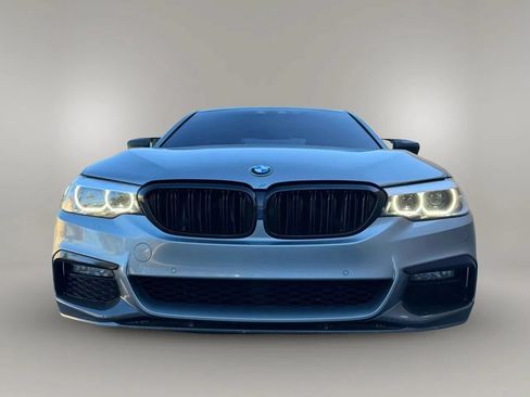 Used 2019 BMW 540i w/ M Sport Package RWD image 4