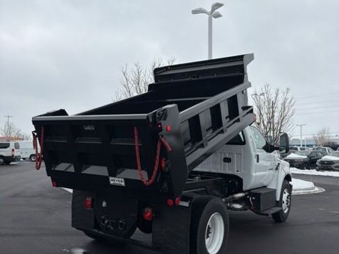 New 2026 Ford F750 2WD Regular Cab Super Duty image 6