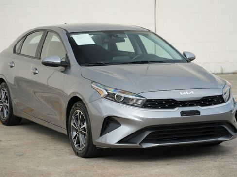 Used 2023 Kia Forte LXS w/ LXS Technology Package FWD image 45
