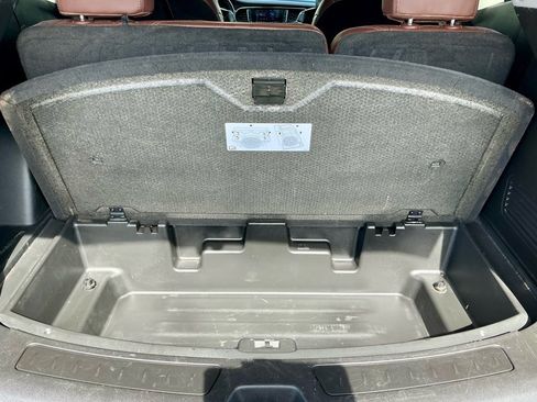 Used 2020 Buick Enclave Avenir w/ Avenir Technology Package image 18