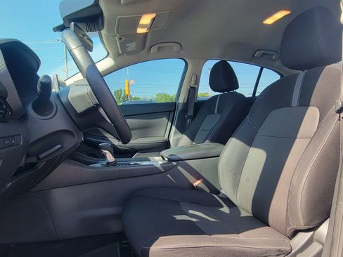 Used 2020 Nissan Sentra SV w/ Lighting Package FWD image 44