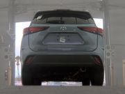 Used 2024 Toyota Highlander XLE FWD image 6