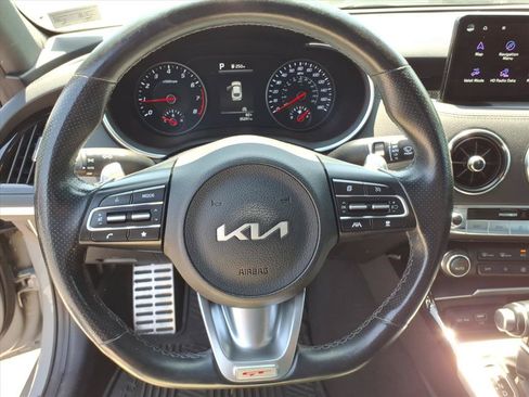 Used 2022 Kia Stinger GT1 RWD image 19