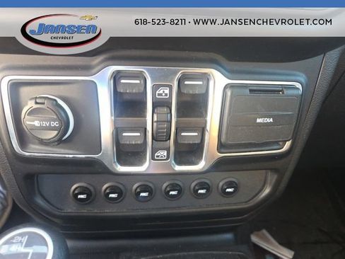Used 2023 Jeep Gladiator Sport AWD/4WD image 28