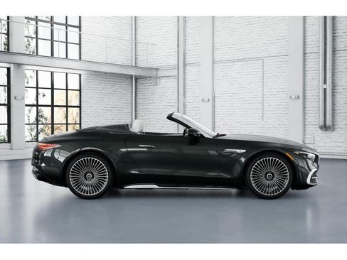 New 2026 Mercedes-Benz Maybach SL 680 image 2