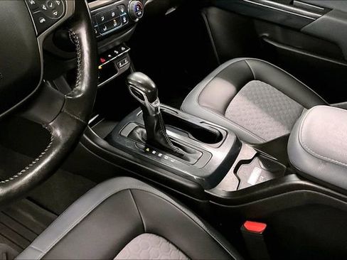 Used 2022 Chevrolet Colorado Z71 w/ Safety Package image 17