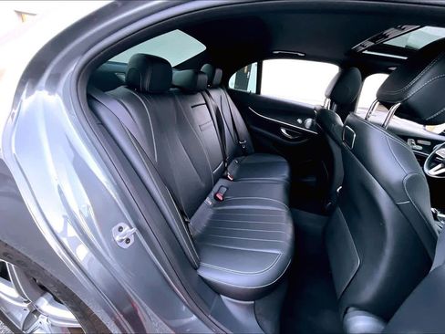 Used 2019 Mercedes-Benz E 450 4MATIC Sedan w/ Premium Package image 20