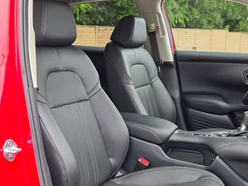 Used 2025 Honda HR-V EX-L image 30